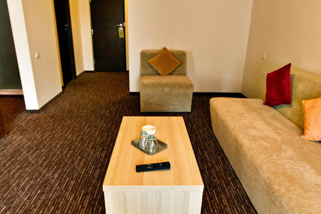 City Hotel Slatina Szoba fotó