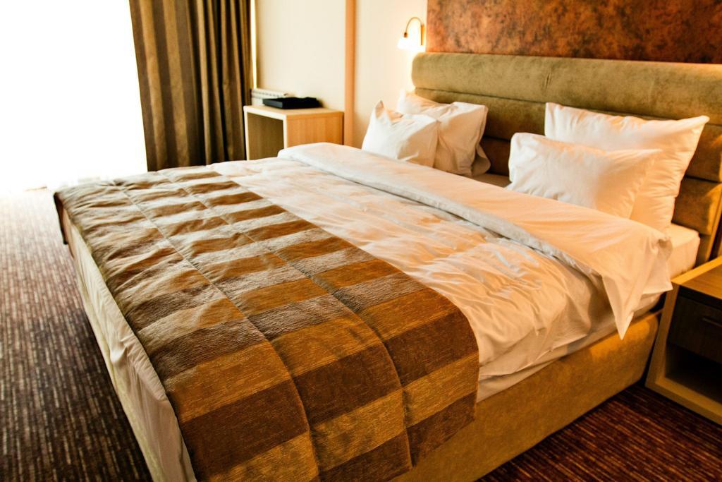 City Hotel Slatina Szoba fotó